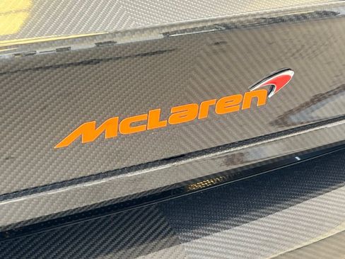 Used 2018 McLaren 570S Spider image 43