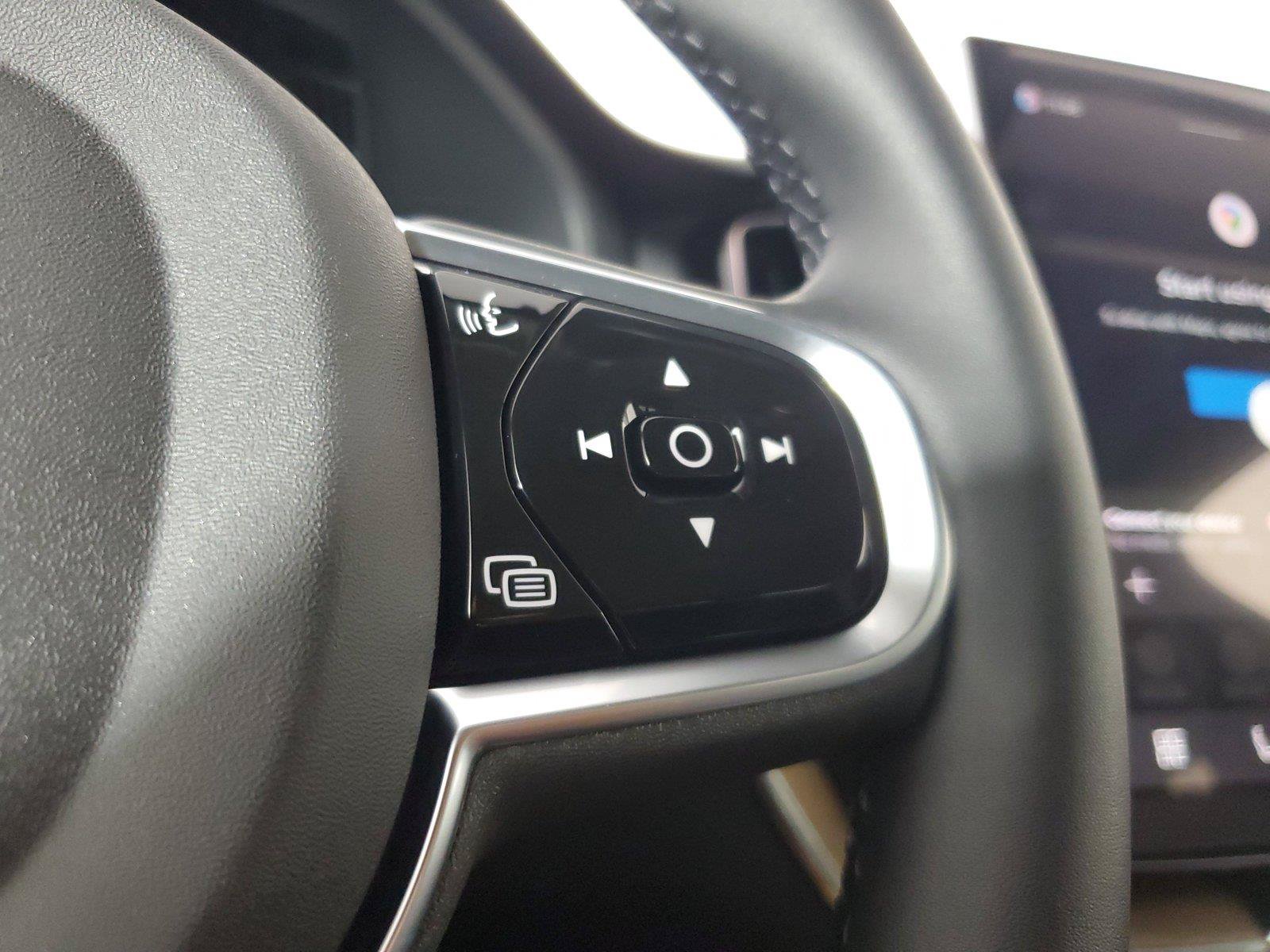 New 2027 Volvo XC60 B5 Core AWD/4WD image 26