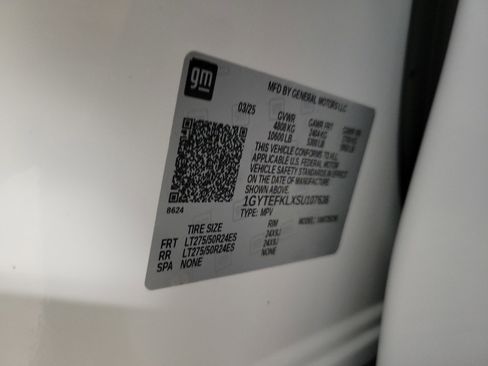 New 2025 Cadillac Escalade IQ Sport 2 image 23