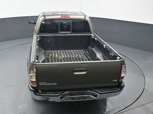 Used 2013 Toyota Tacoma 4x4 Access Cab V6 w/ TRD Off-Road Pkg image 30