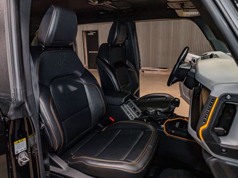 Used 2022 Ford Bronco Badlands image 23