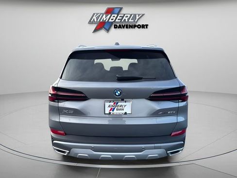 Used 2026 BMW X5 xDrive50e AWD/4WD image 4