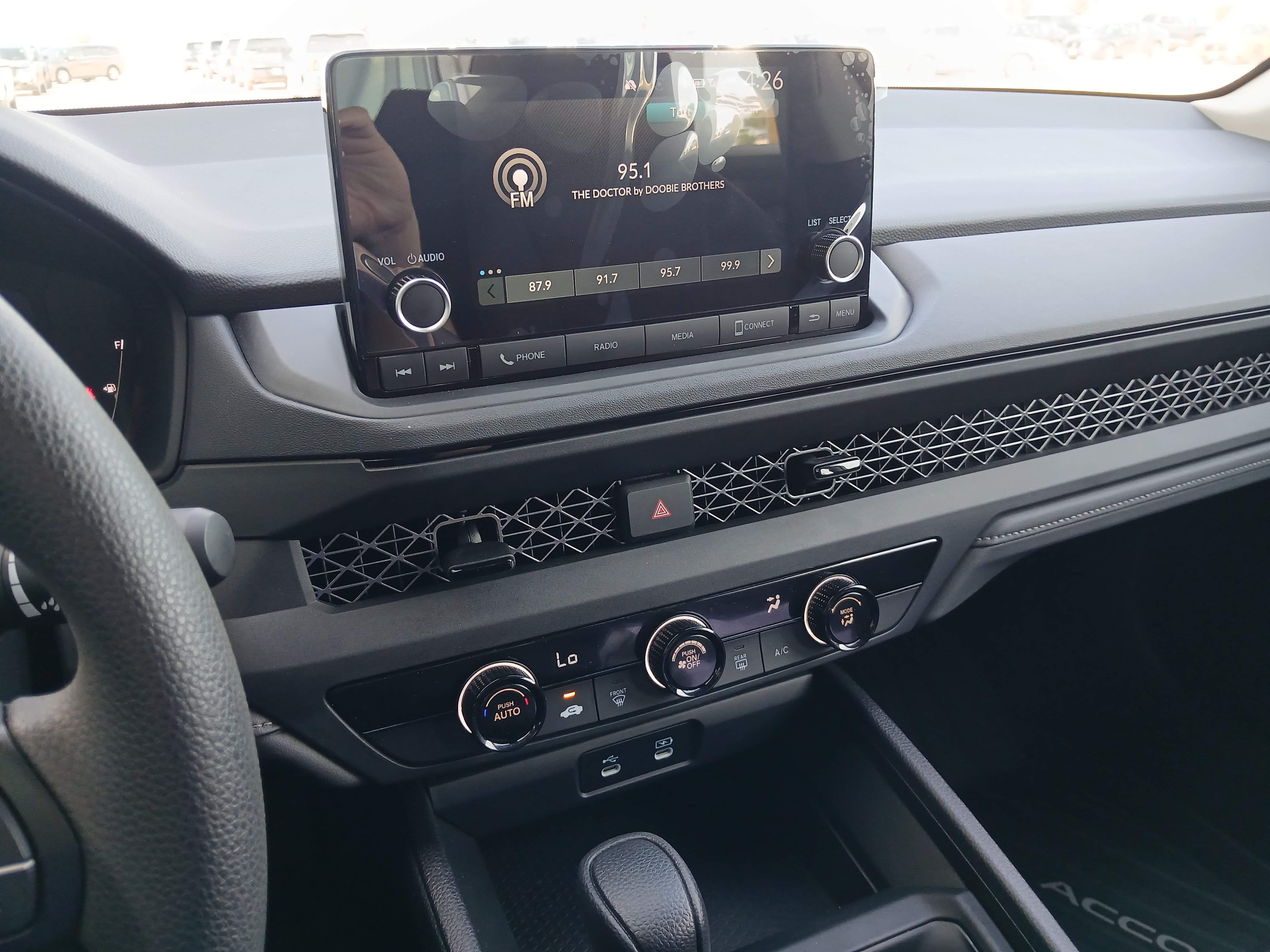 Used 2025 Honda Accord LX image 13