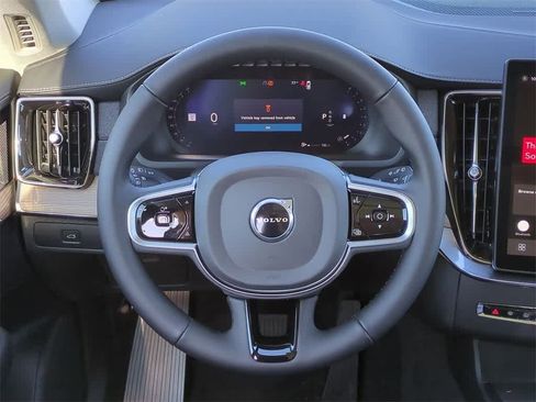 Used 2026 Volvo XC90 B6 Plus w/ Protection Package Premier image 22