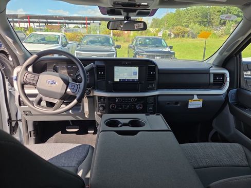 New 2026 Ford F350 XLT w/ 360-Degree Camera Package image 14