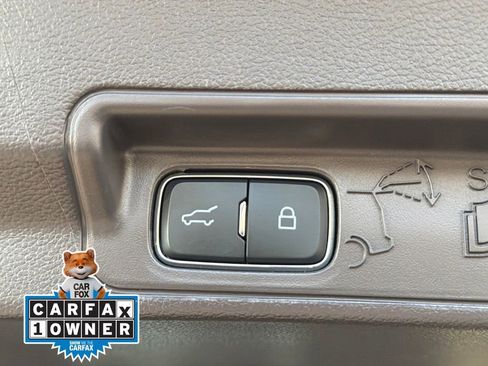 Used 2022 Ford Explorer Platinum w/ Equipment Group 601A image 37