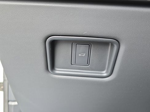 New 2026 Land Rover Range Rover Sport Dynamic SE image 26