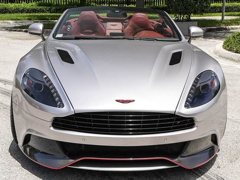 Used 2014 Aston Martin Vanquish Volante RWD image 11