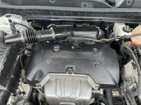 Used 2021 Chevrolet Blazer LT FWD image 35