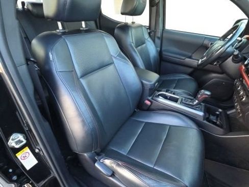 Used 2019 Toyota Tacoma TRD Pro AWD/4WD image 22