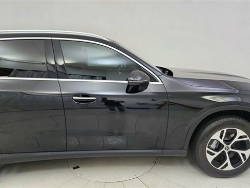 Used 2025 Mercedes-Benz GLC 350e GLC 350e image 6