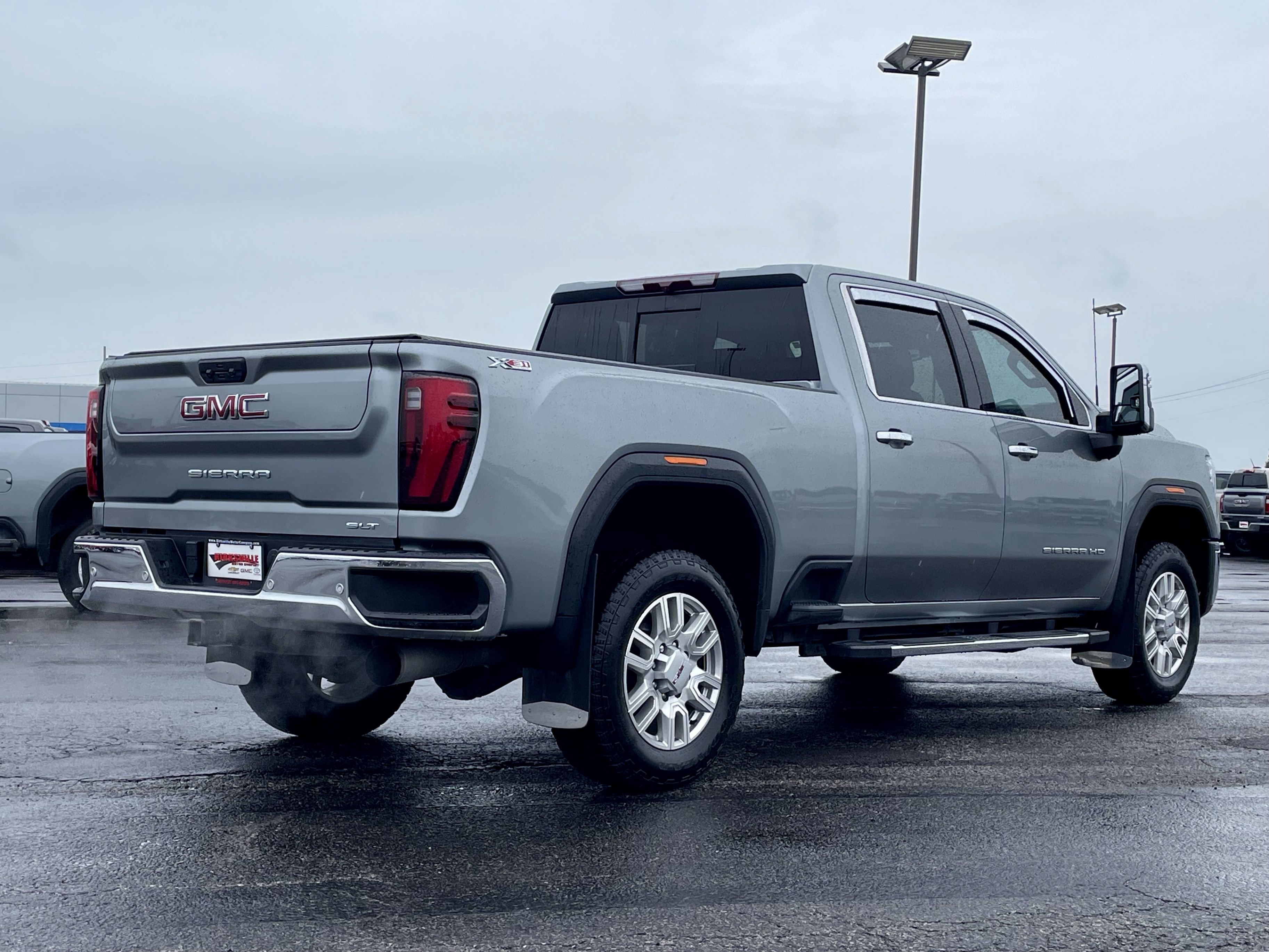 Certified 2024 GMC Sierra 2500 SLT w/ SLT Premium Package AWD/4WD image 4