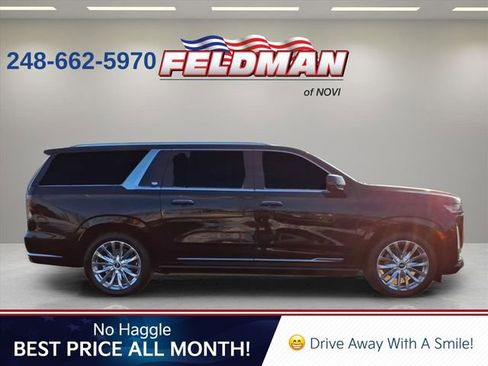 Used 2024 Cadillac Escalade ESV Premium Luxury w/ Performance Package image 7