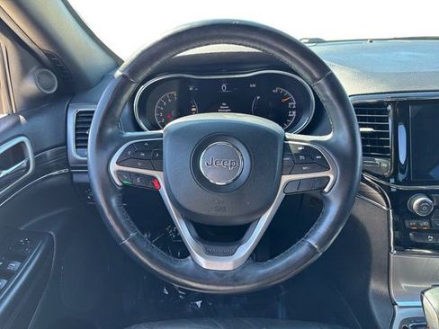 Used 2019 Jeep Grand Cherokee Limited image 15