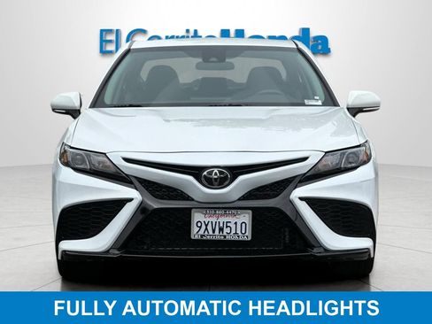 Used 2024 Toyota Camry SE FWD image 8
