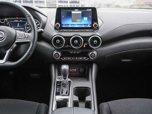 Used 2025 Nissan Sentra SV w/ All-Weather Package FWD image 13