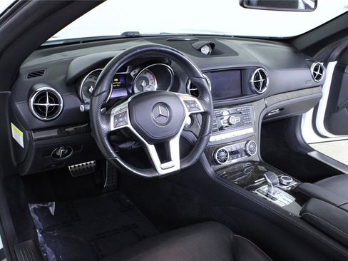 Used 2013 Mercedes-Benz SL 550 image 20