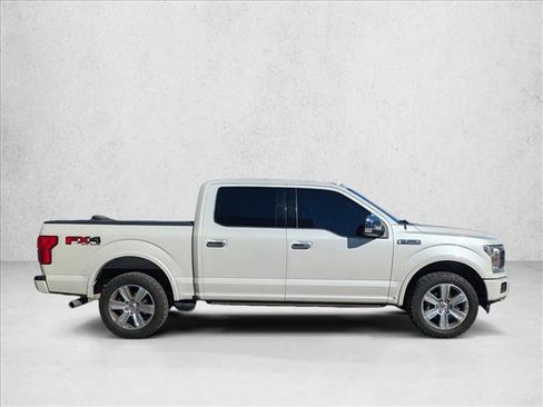 Used 2018 Ford F150 Platinum w/ Equipment Group 701A Luxury image 4