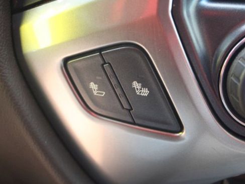 Used 2018 Chevrolet Silverado 1500 LT w/ All Star Edition image 16