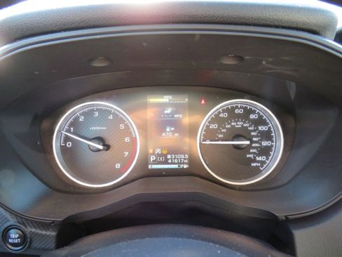 Used 2023 Subaru Forester Limited image 13