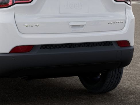 New 2026 Jeep Compass Limited w/ Sun, Sound & Navigation Group AWD/4WD image 22