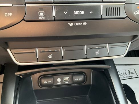 Used 2017 Kia Sorento AWD w/ LX Convenience Package image 24