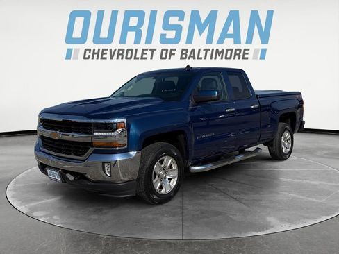 Used 2017 Chevrolet Silverado 1500 LT w/ All Star Edition image 2