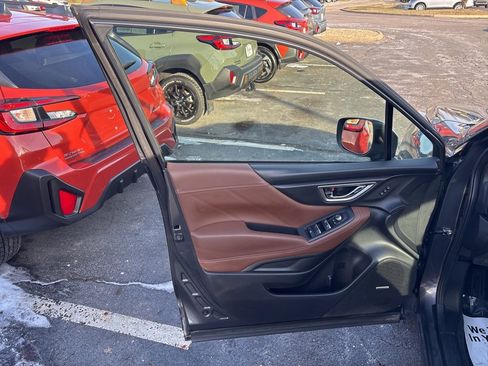 Used 2021 Subaru Forester Touring w/ Popular Package #2 image 19