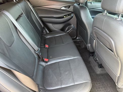 Used 2023 Buick Encore GX Essence w/ Experience Buick Package image 30