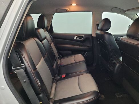 Used 2020 Nissan Pathfinder SV w/ Rock Creek Edition AWD/4WD image 19