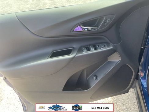 Used 2023 Chevrolet Equinox LT AWD/4WD image 11