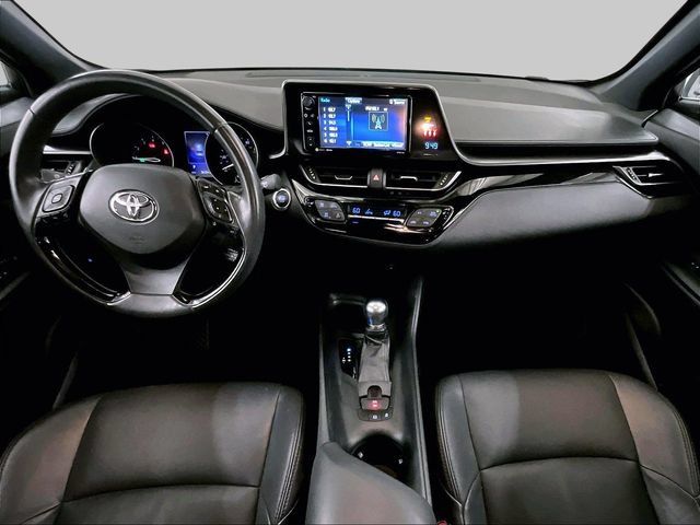 Used 2018 Toyota C-HR XLE FWD image 14
