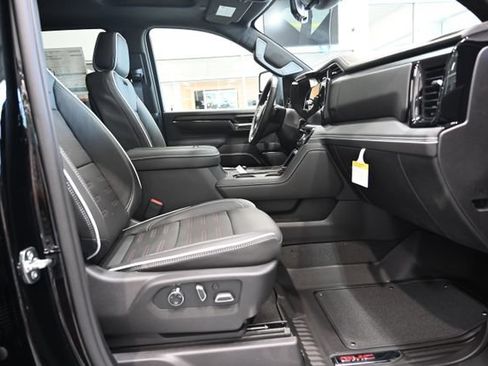 New 2026 GMC Sierra 2500 AT4X w/ LPO, Black Badging Package AWD/4WD image 25
