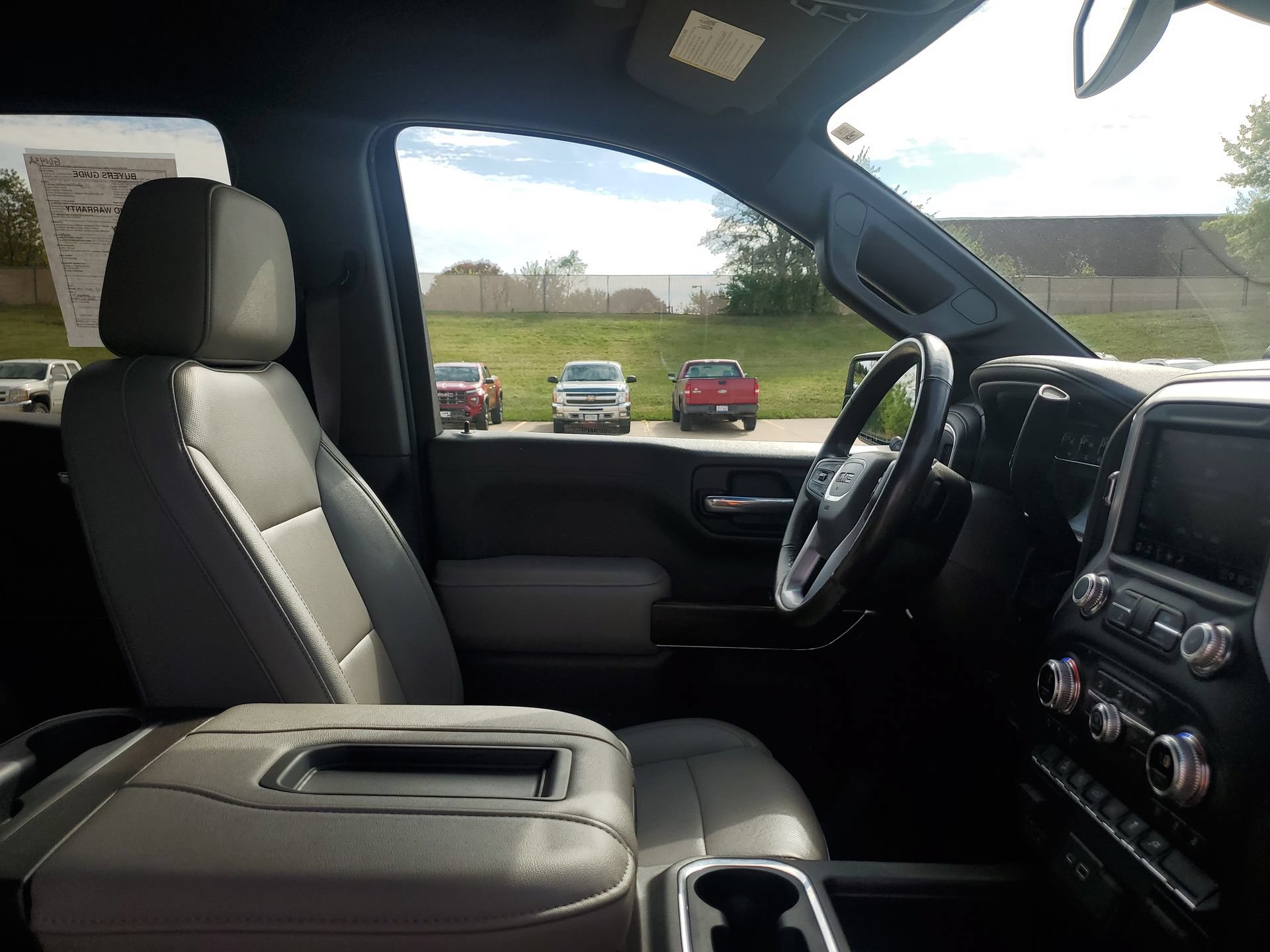 Used 2021 GMC Sierra 1500 SLT w/ SLT Premium Package AWD/4WD image 34