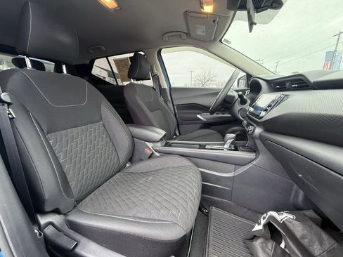 Used 2021 Nissan Kicks SV image 29