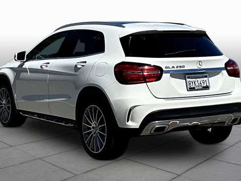 Used 2018 Mercedes-Benz GLA 250 image 11