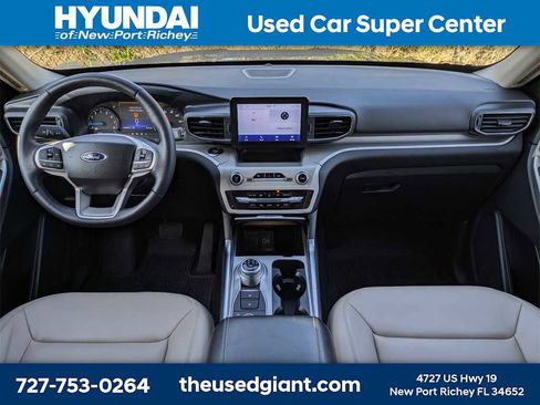 Used 2023 Ford Explorer XLT w/ Equipment Group 202A image 22