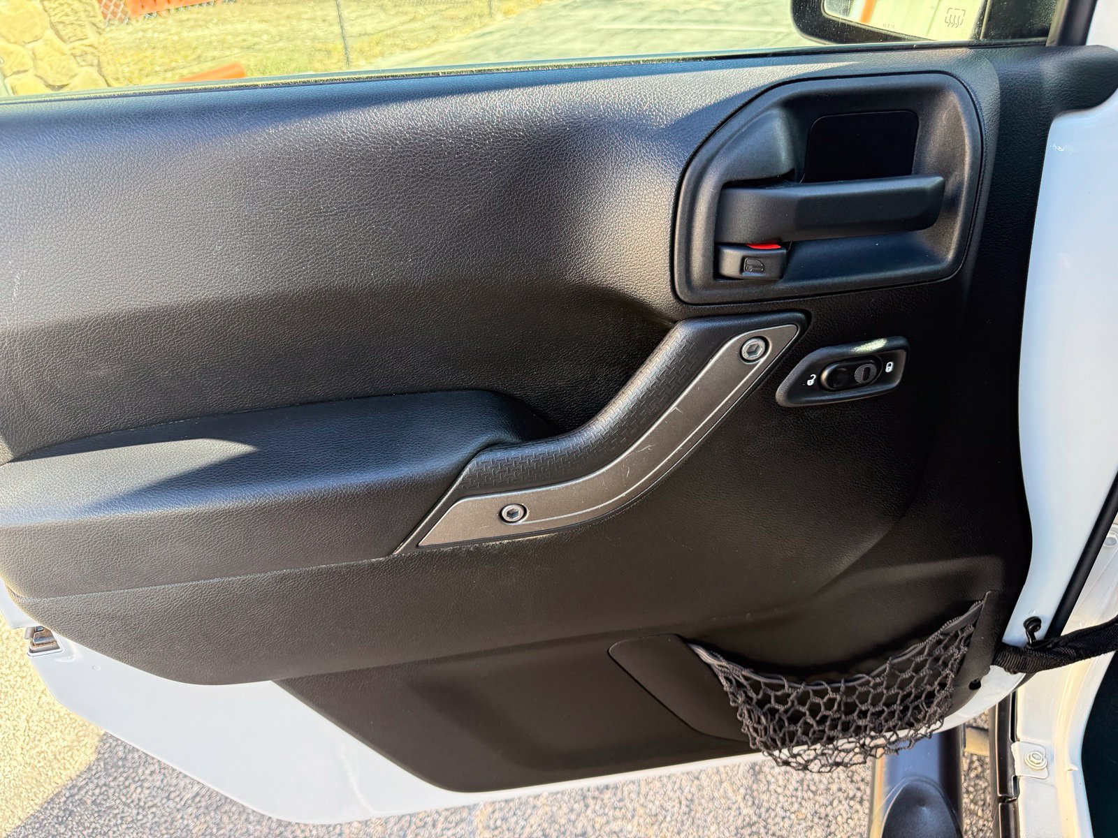 Used 2013 Jeep Wrangler Unlimited Sport AWD/4WD image 11