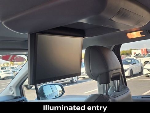 Used 2021 Toyota Sienna Limited image 17