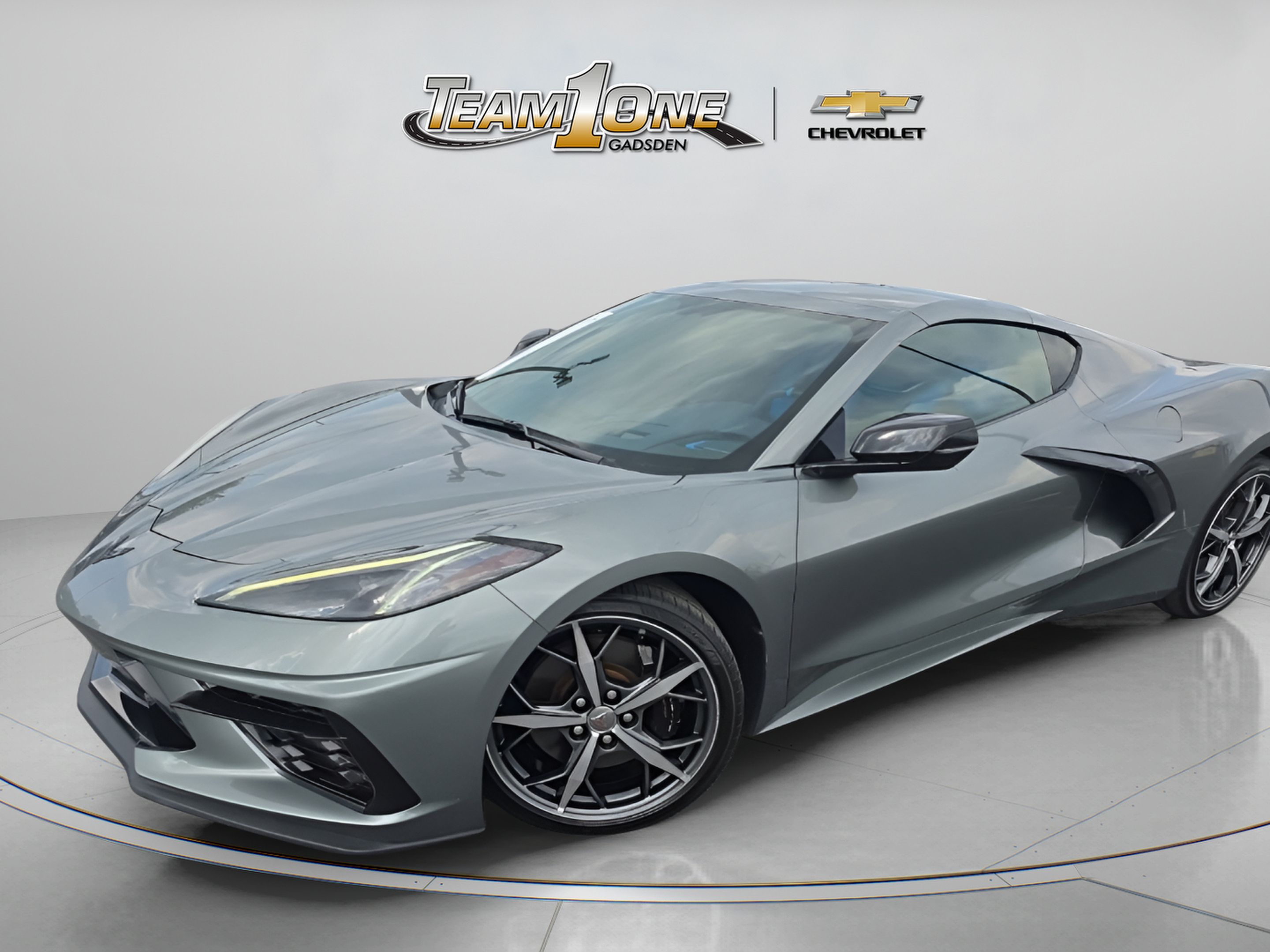 Used 2023 Chevrolet Corvette Stingray Premium Cpe w/ Z51 Performance Package RWD image 4