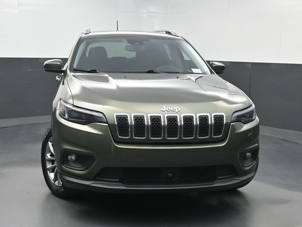 Used 2021 Jeep Cherokee Latitude Lux w/ Comfort/Convenience Group AWD/4WD image 38