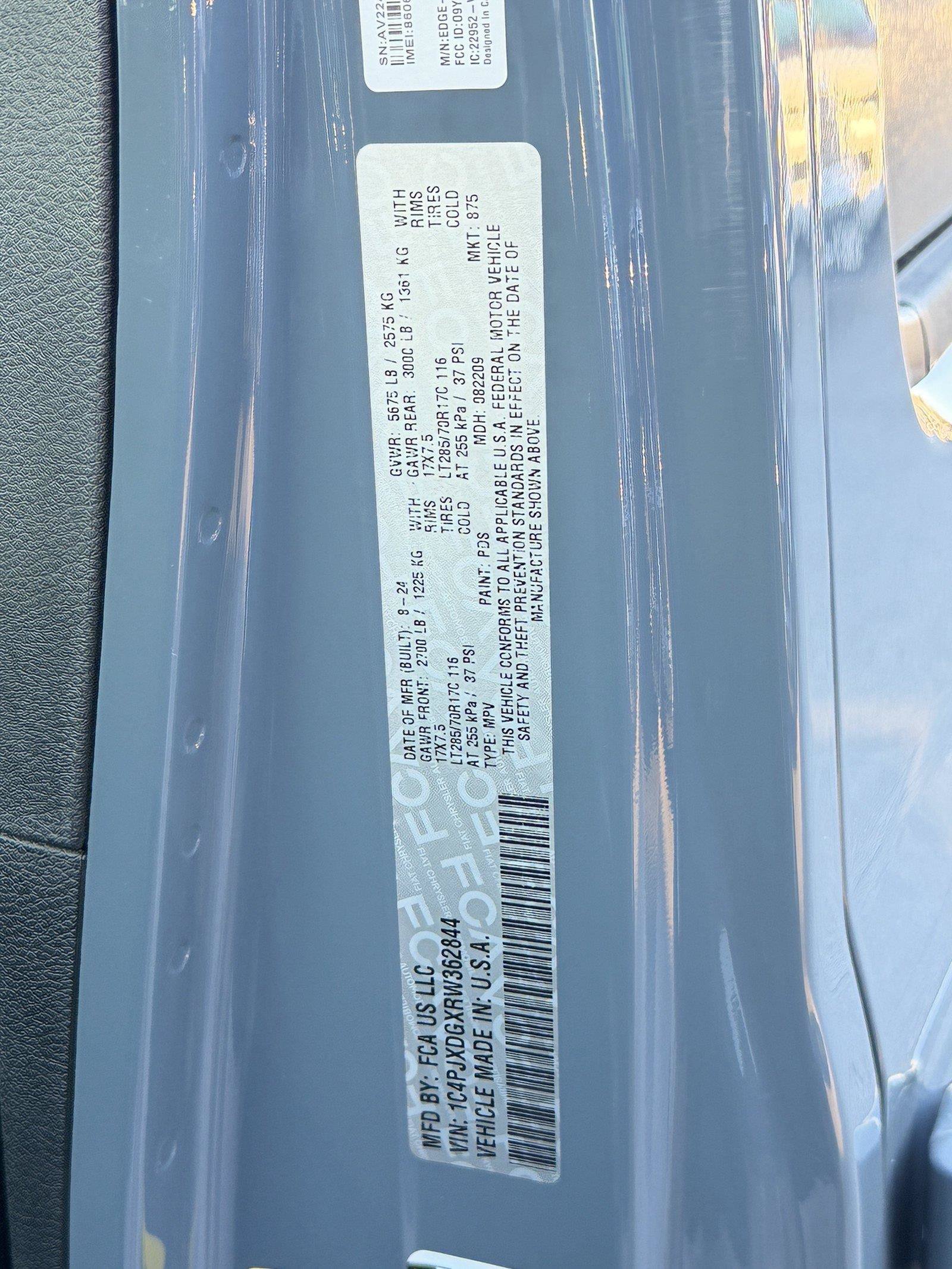 Used 2024 Jeep Wrangler Unlimited Sport AWD/4WD image 31