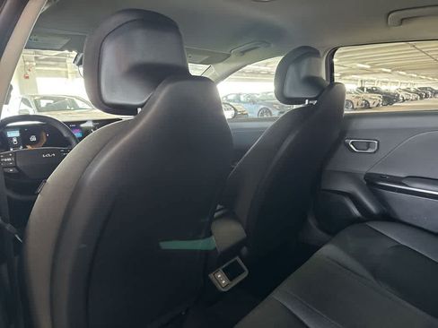 Used 2025 Kia K4 FWD image 22