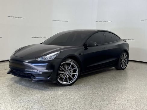 Used 2021 Tesla Model 3 Standard Range Plus RWD image 1