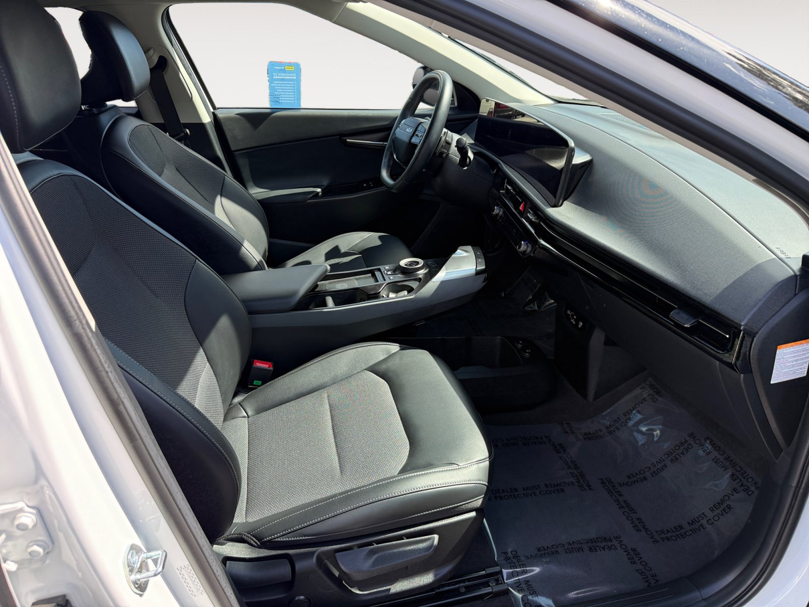 Used 2025 Kia EV6 Light w/ Light LR Technology Package RWD image 19