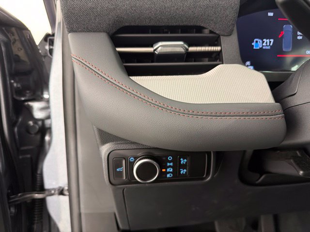 Used 2026 Ford Explorer Active RWD image 20
