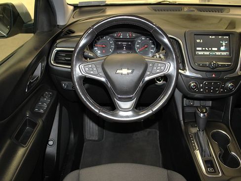 Used 2018 Chevrolet Equinox LT AWD/4WD image 12