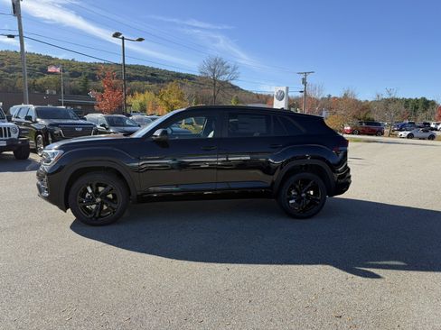 New 2026 Volkswagen Atlas Cross Sport SEL R-Line image 6