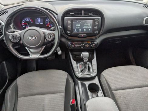 Used 2020 Kia Soul GT-Line image 11