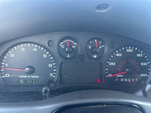 Used 2011 Ford Ranger XLT image 13